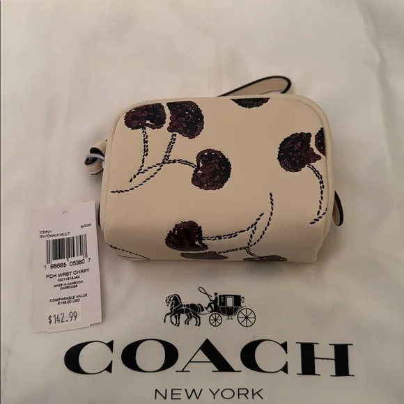 🍒🩶 Coach NWT Chalk Pouch Wristlet With sparkling Cherry Print /Silver Hardware - Picture 5 of 7